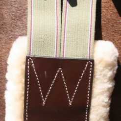 Pinnacle Sheepskin Lined Girth -Sstack Sales Store 18784 alt b
